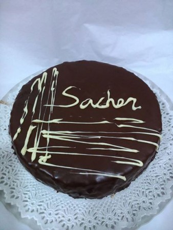 211.SACHER